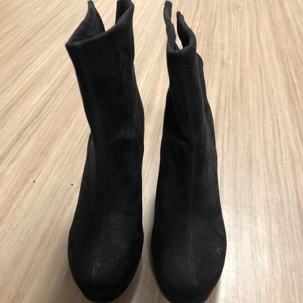 Christian Soriano heeled boots